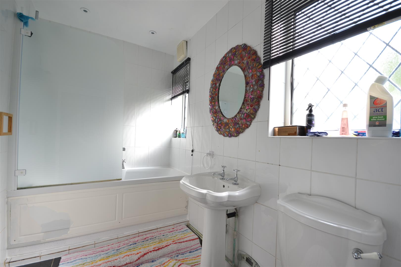 BEDROOM FIVE EN-SUITE